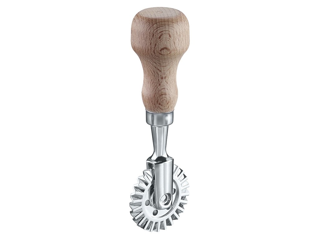 Pastahjul med træhåndtag Sofia