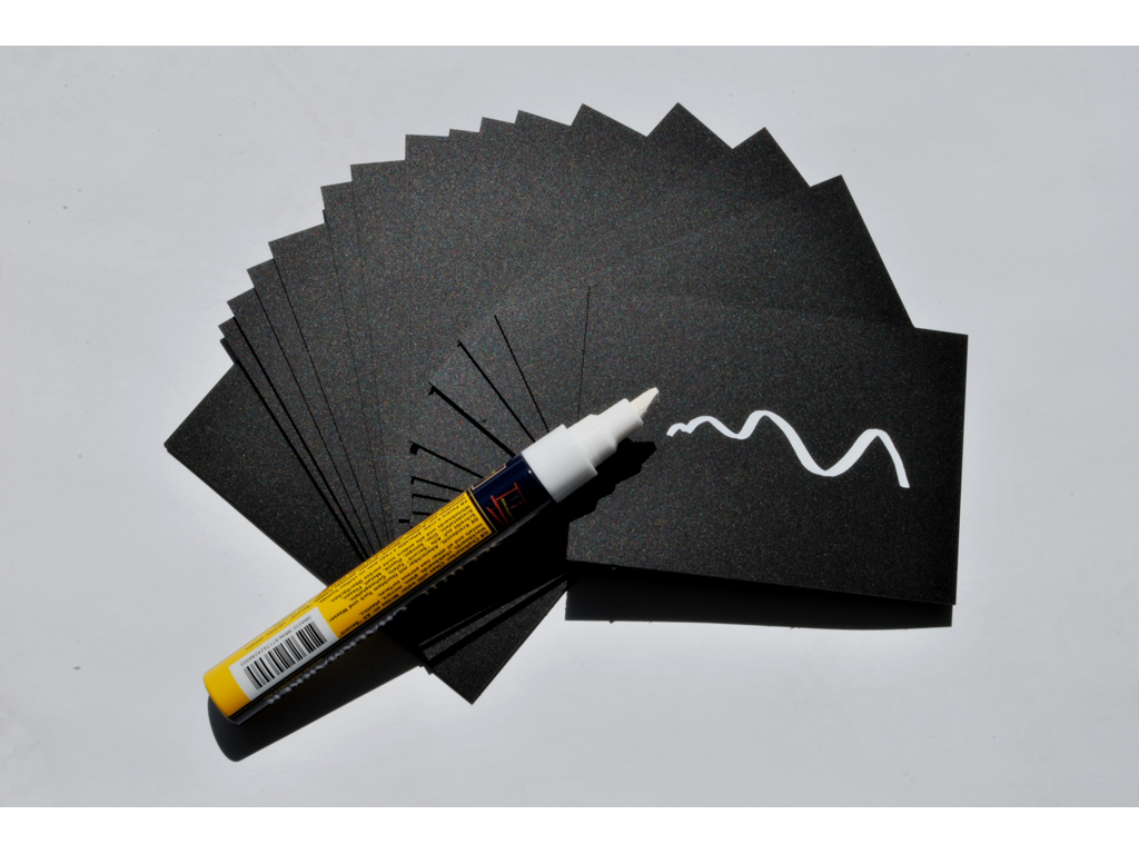 Prisskilt A8 20 stk pakke + 1 hvid tusch