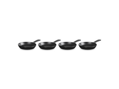 Le Creuset Gourmand sæt – 4 mini støbejerns­stegepander Ø16 cm