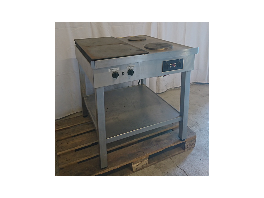 Brugt Kogebord 4 Plader