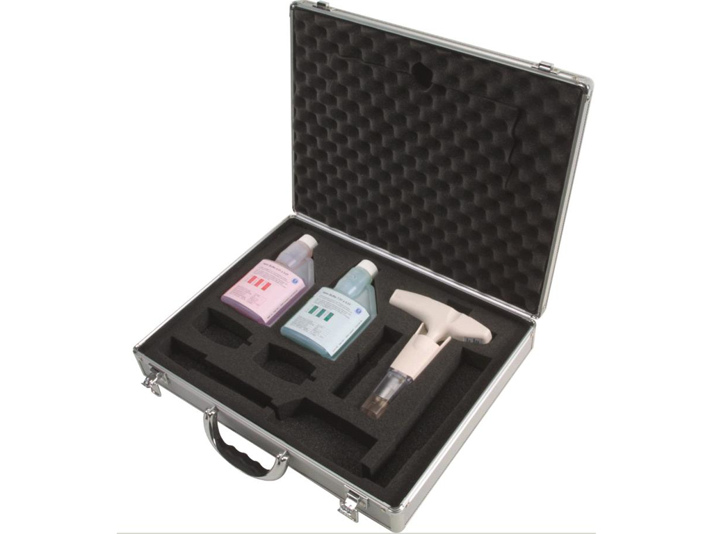 Digitaltermometer PH Testo 205  en hånds